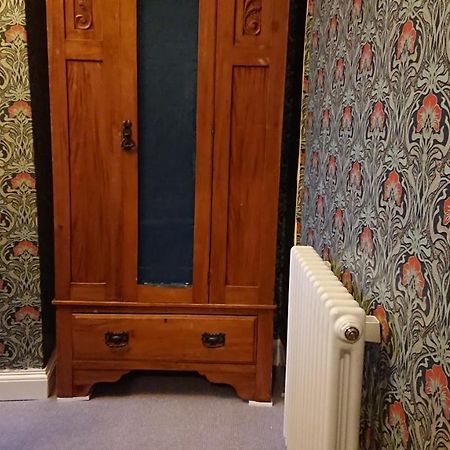 The Bear Bread Bakery B&B, Ensuite Rooms Above The Bakery, Colyton Extérieur photo