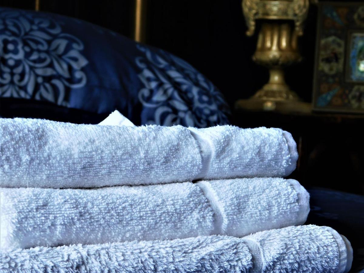 The Bear Bread Bakery B&B, Ensuite Rooms Above The Bakery, Colyton Extérieur photo