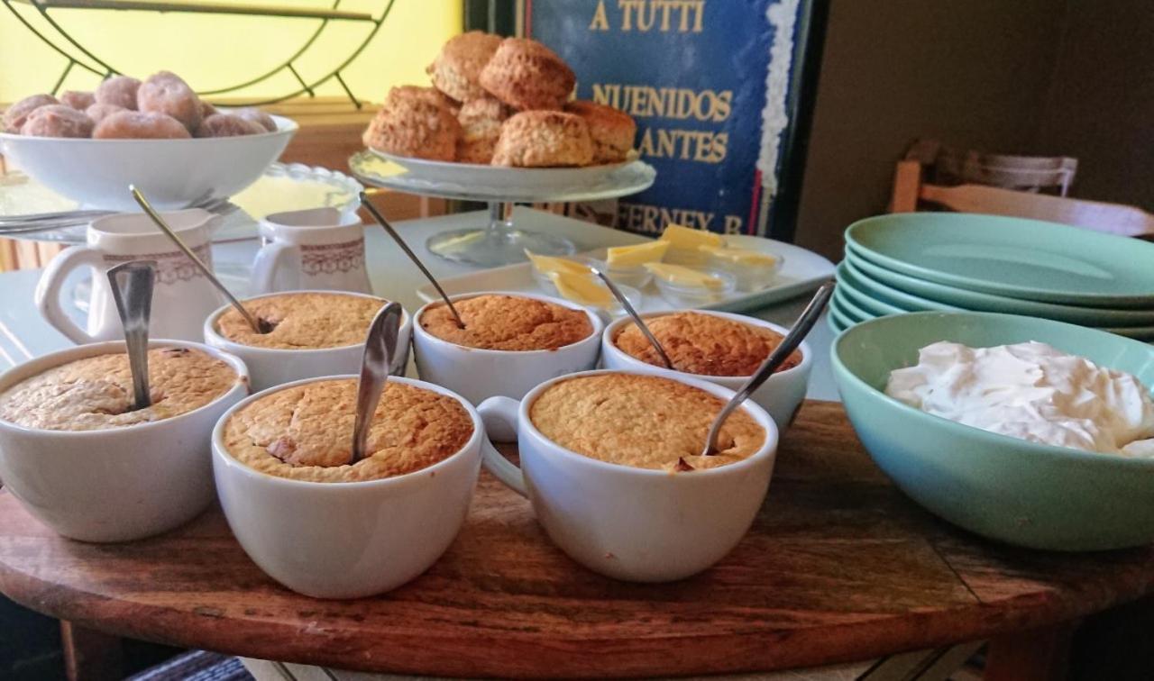 The Bear Bread Bakery B&B, Ensuite Rooms Above The Bakery, Colyton Extérieur photo