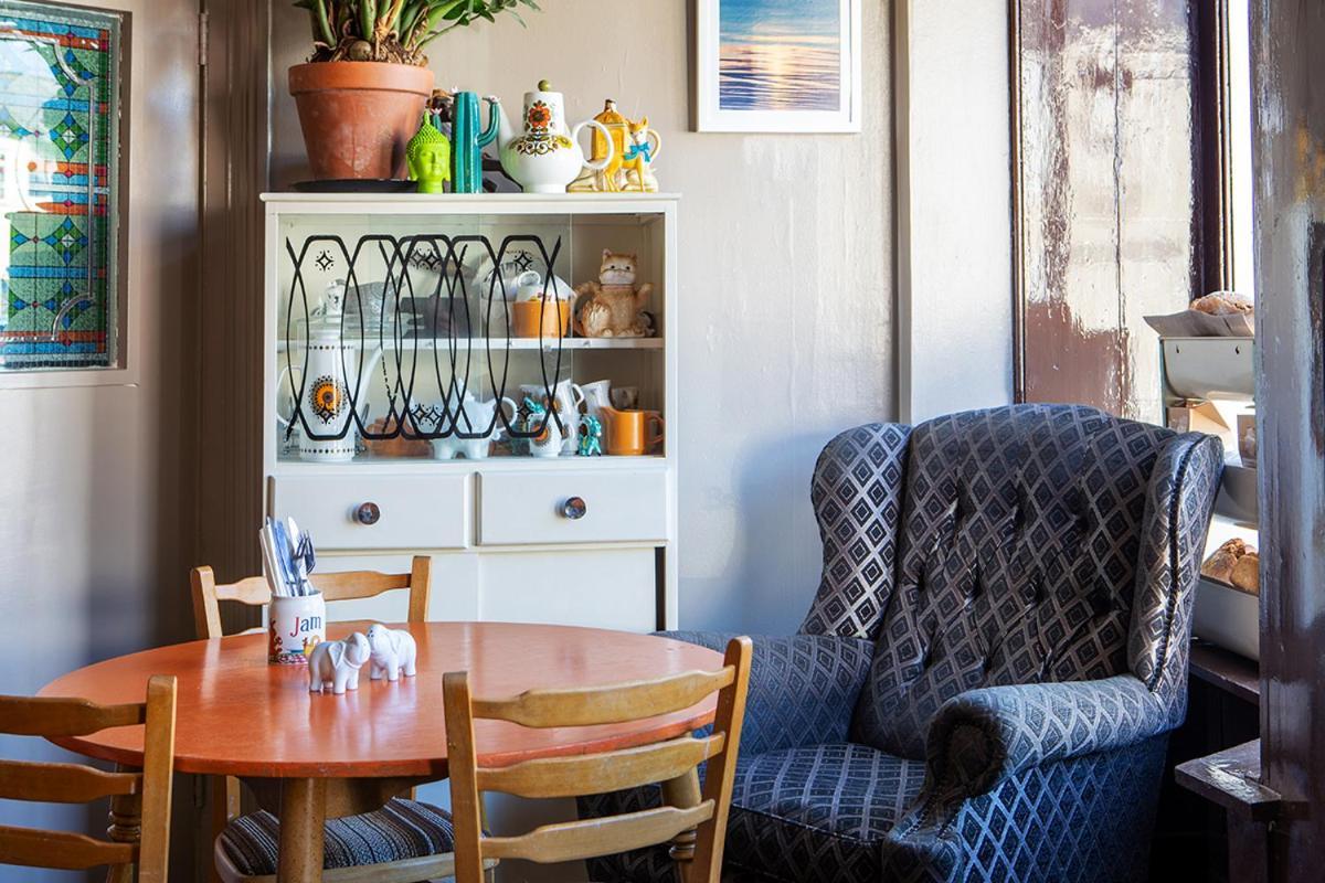 The Bear Bread Bakery B&B, Ensuite Rooms Above The Bakery, Colyton Extérieur photo